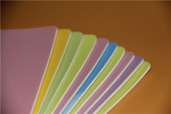 老年地板選用哪種合適？